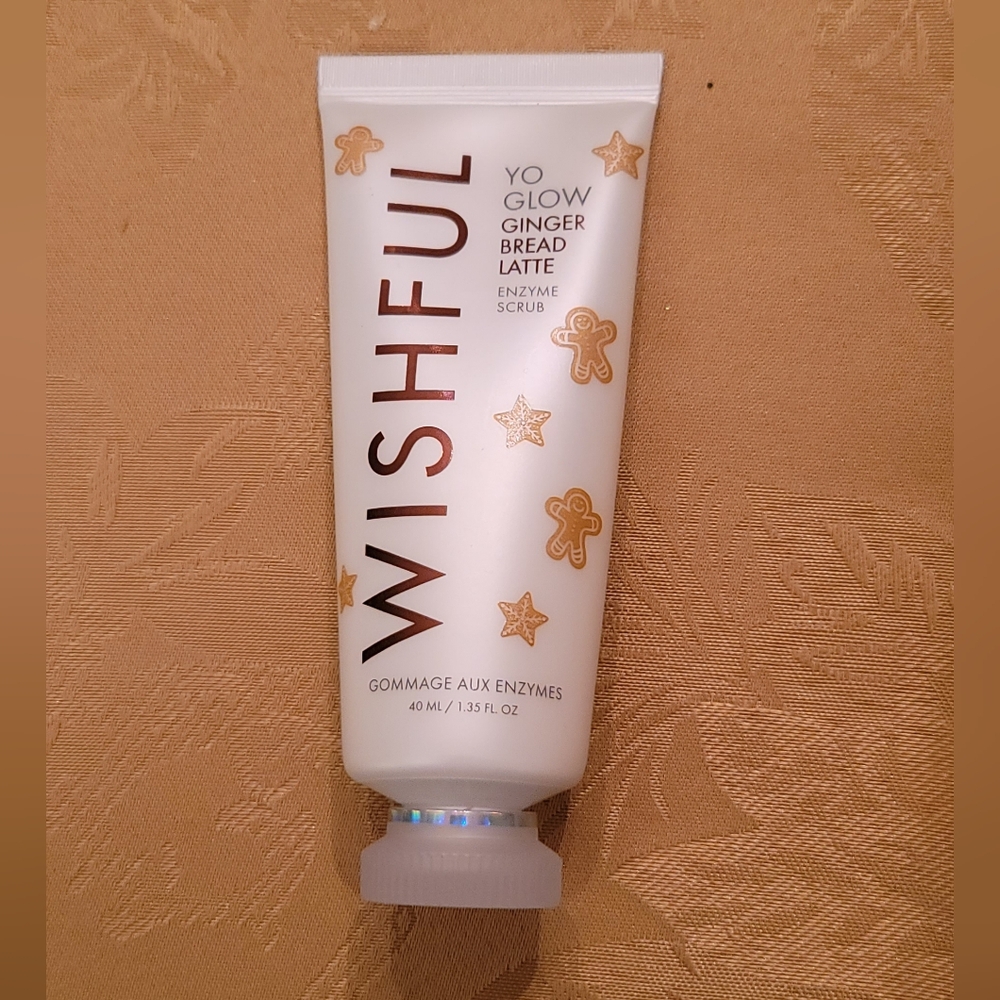 Wishful Yo Glow Gingerbread Latte AHA & BHA Enzyme Scrub (1.35 Oz / 40 ml) NEW